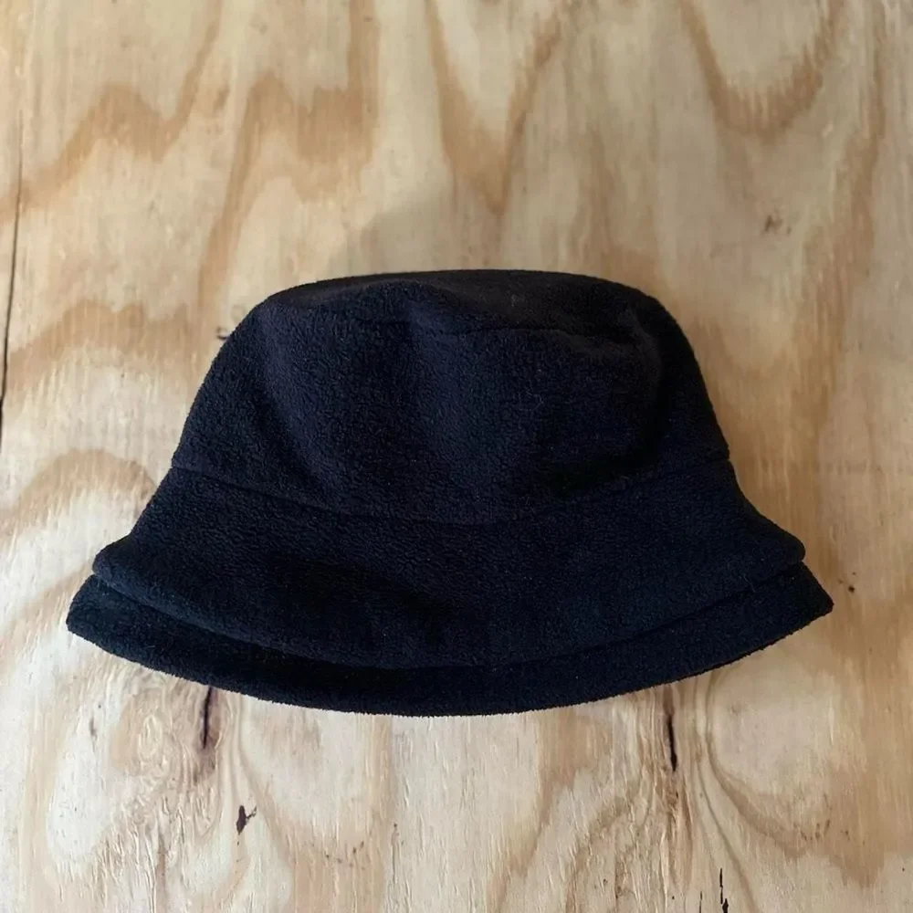 Black Fleece Bucket Hat Snowflake Embellishment One Size